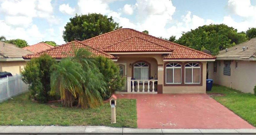 1st image of 1852 NW 207th St