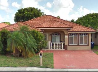 1852 NW 207th St, Miami Gardens, FL 33056