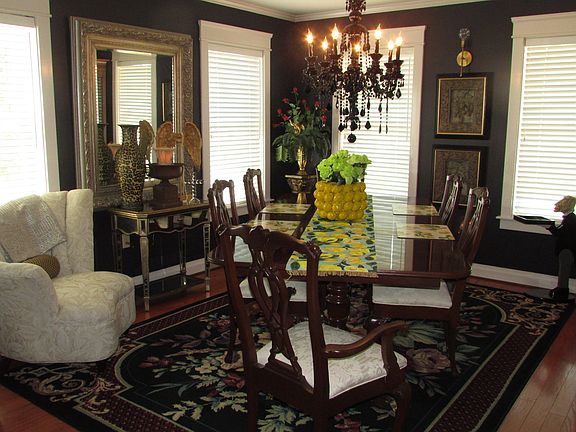3rd image of 312 Carle Dr