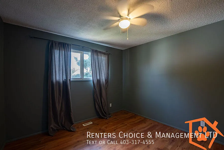 2 Bedroom Main Floor, Utilities Included — Photo 4