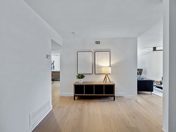 3rd image of 2514 N 60th Pl