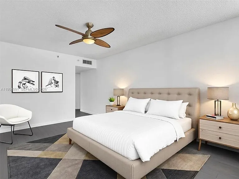 6422 Collins Ave #701 — Photo 32