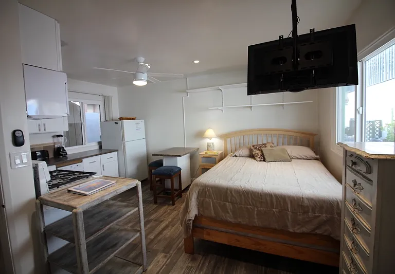 745 San Fernando Pl #1/2 — Photo 9