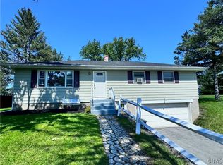 24 Plymouth Ave, Whitesboro, NY 13492