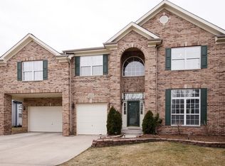 1623 William Penn Dr, Naperville, IL 60563