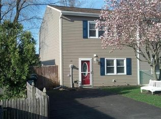 40 Hampton Ct, Middletown, NY 10941