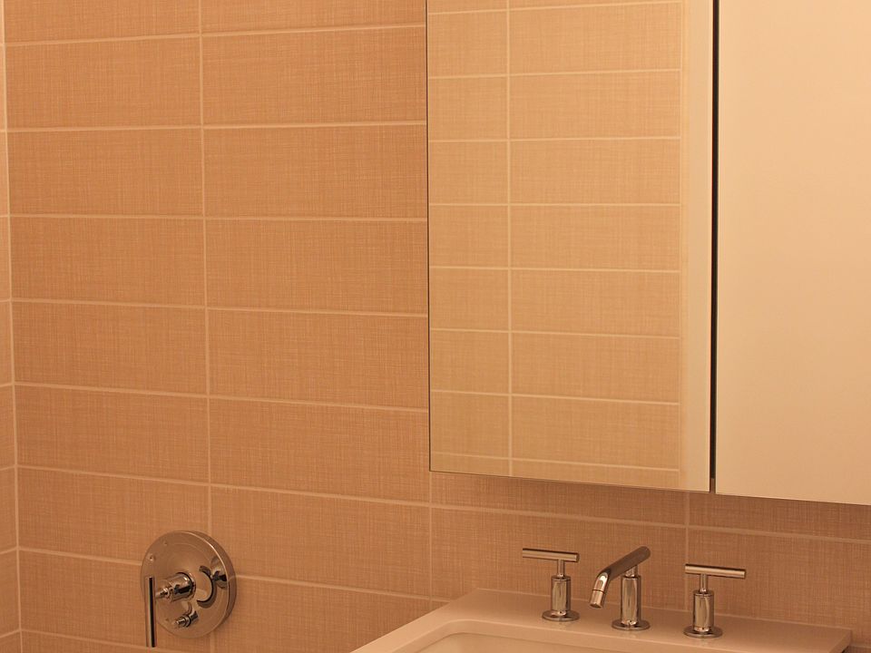 2nd image of 63 E 9th St APT 10J