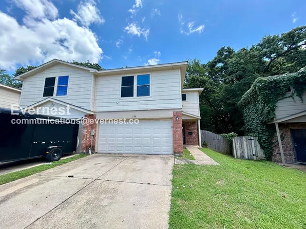 328 Ezekial Ave, Dallas, TX 75217