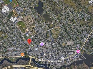 420 Osborn Ave, Riverhead, NY 11901