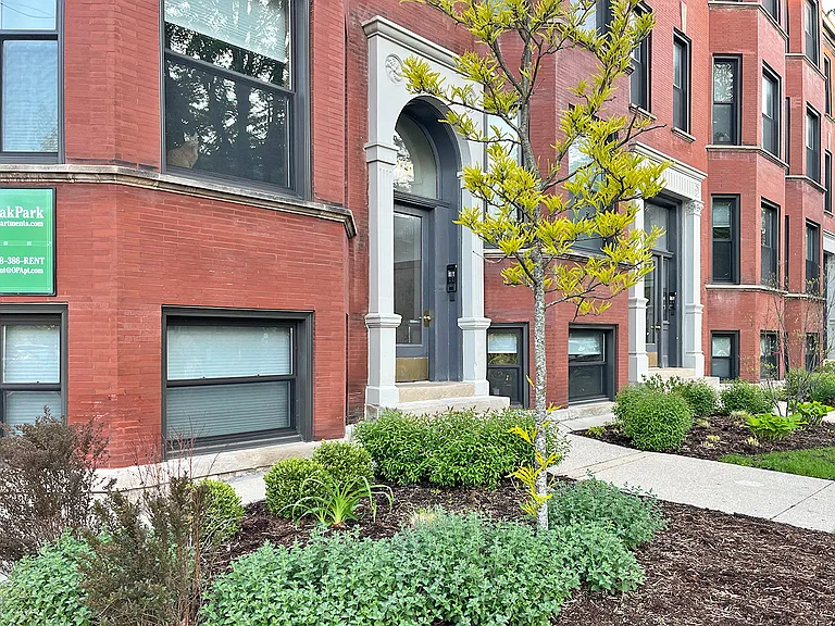 201-209 N. Grove Ave. — Photo 7