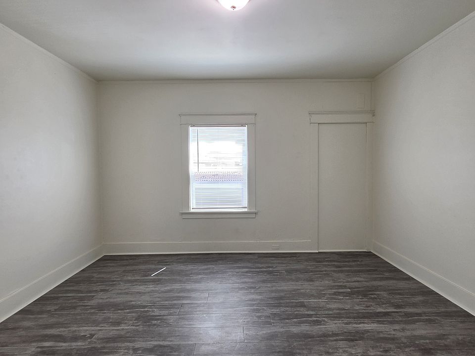 1st image of 1709 W 45th St APT 3