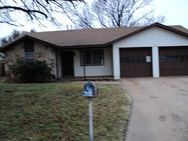 1st image of 2126 Westwood Dr