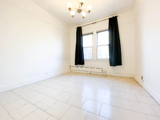 Rented by RealTegrity NY LLC | media 2