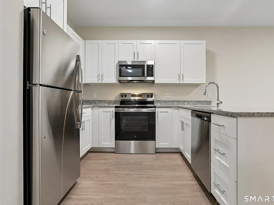 55 Steele Blvd #217