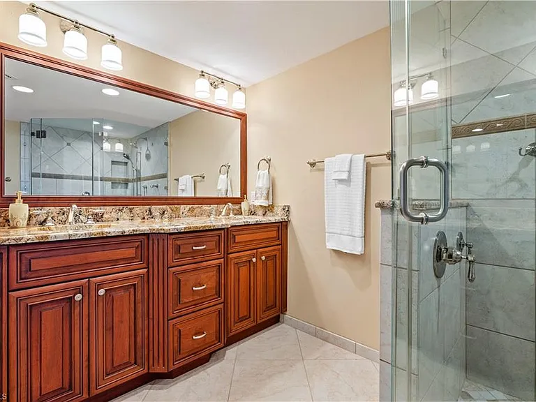 7515 Pelican Bay Blvd #7B — Photo 23