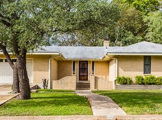 112 Timber Ln, Kerrville, TX 78028