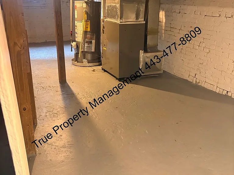 1614 N Calhoun St — Photo 14