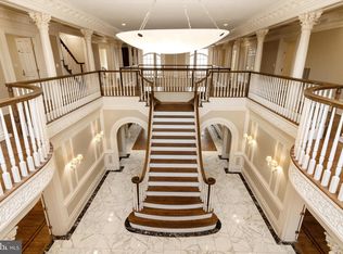 8537 Old Dominion Dr, Mc Lean, VA 22102