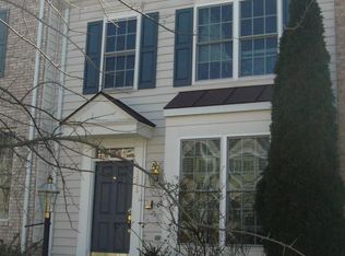 2575 Oak Tree Ln, Woodbridge, VA 22191