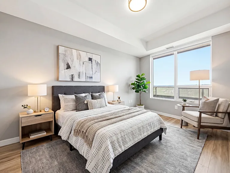 20 George St #2401 — Photo 34