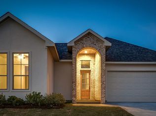 199 Waterford Way, Montgomery, TX 77356