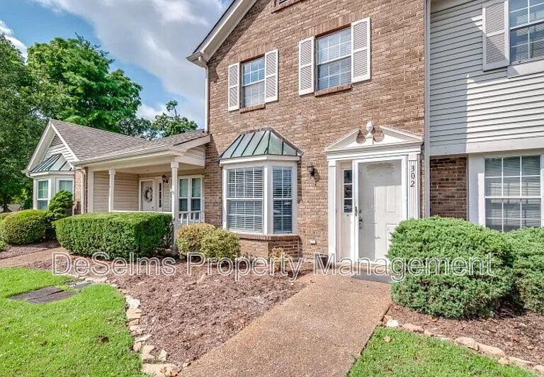 302 Ash Forge Dr — Photo 1