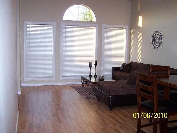 2nd image of 822 Ponselle Dr