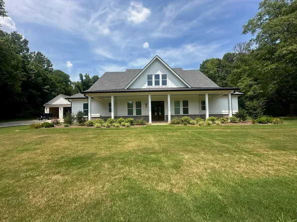 1091 McNair Ln, Madison, GA 30650