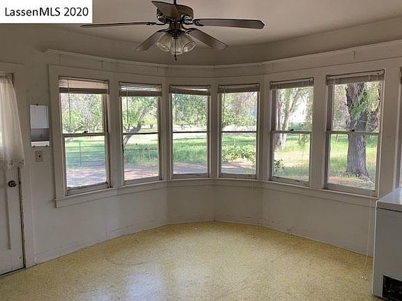 3rd image of 105 Russell Ave