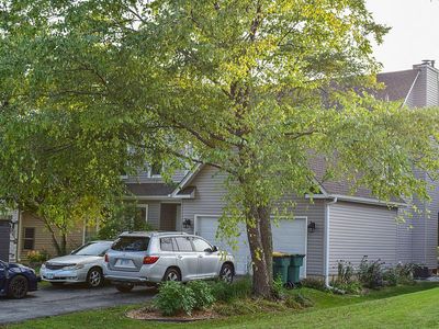 1N272 West St, Carol Stream, IL, 60188