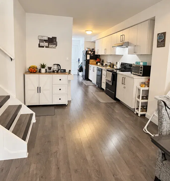 370 Alberta St #370