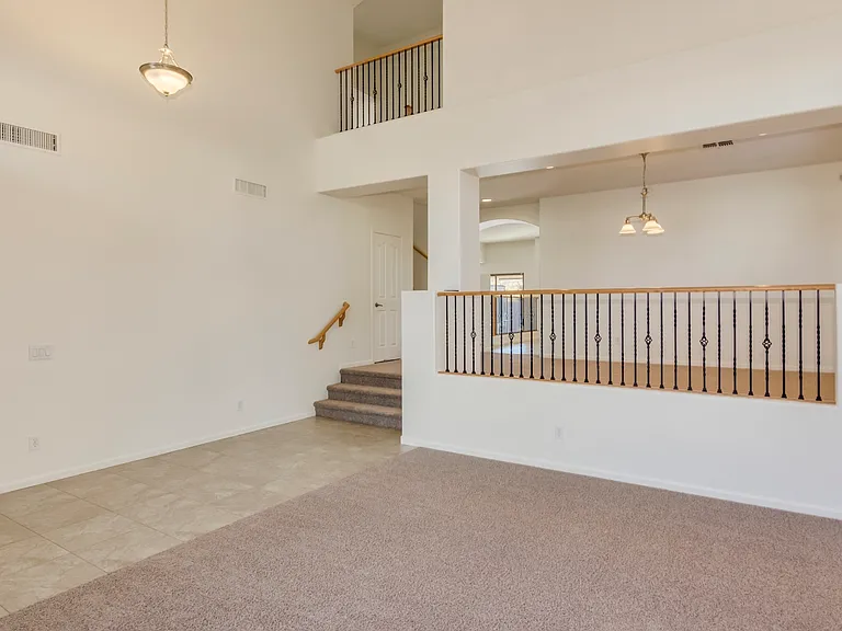 5733 W Plum Rd — Photo 5