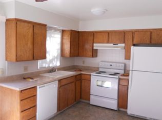 3349 E Sierra Madre Ave, Fresno, CA 93726