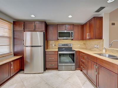 2502 Antigua Ter #E3, Coconut Creek, FL, 33066