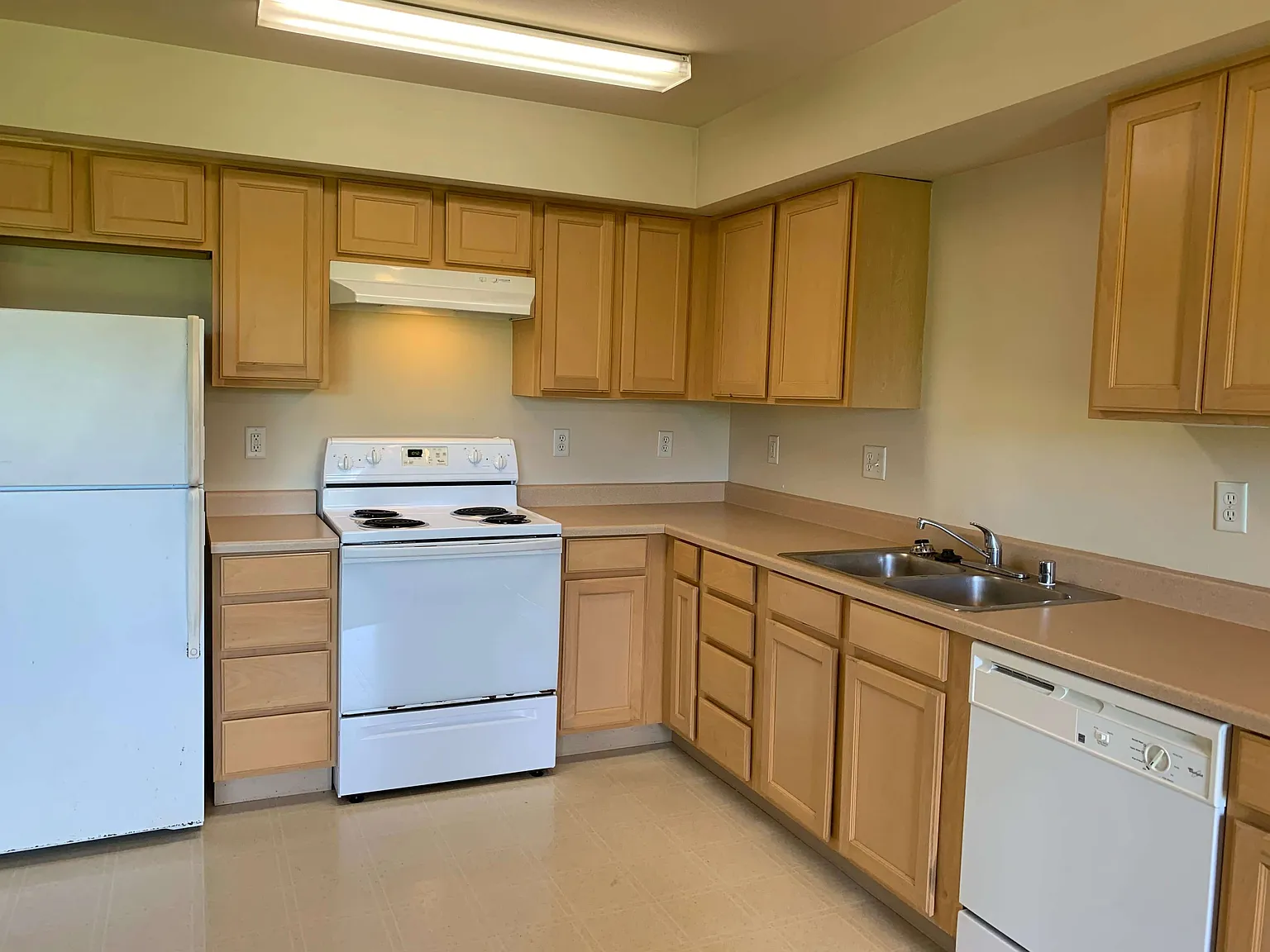 Creekside Villas 504 — Photo 2