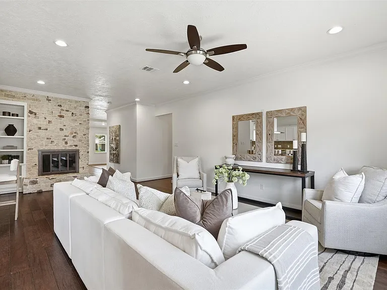 14002 Myrtlea Dr — Photo 5