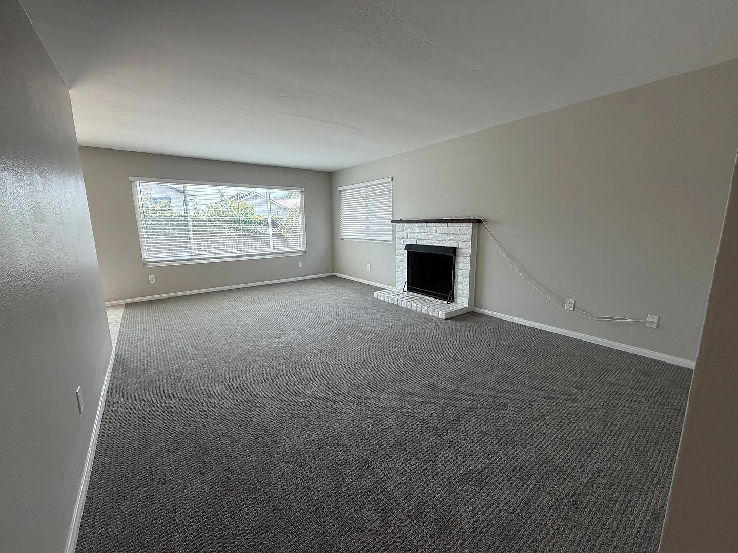 Del Mar Heights Home West of 5 — Photo 3