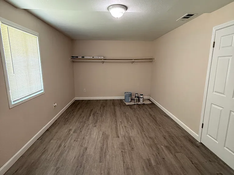 1013 E Garland Ave — Photo 12