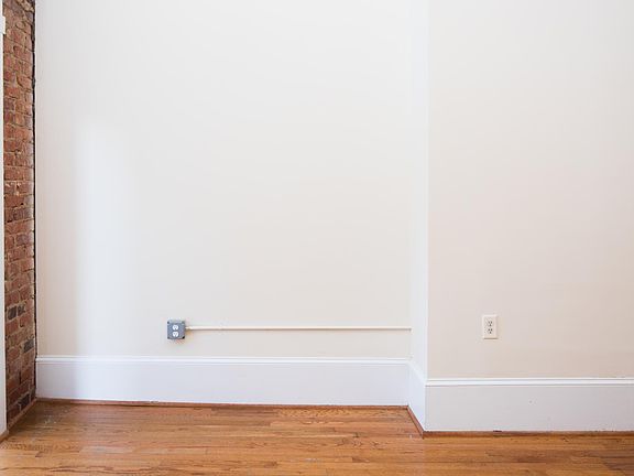 5th image of 323 W Broad St APT 7