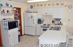 3rd image of 2800 Hill St