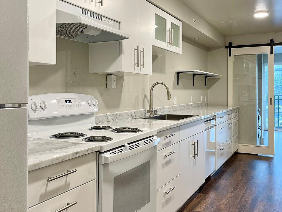 1st image of 803 Waimanu St #201