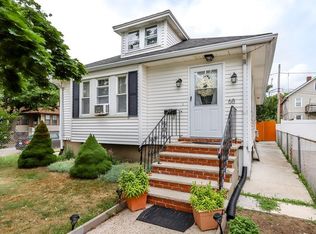 68 Alstead St, Quincy, MA 02171
