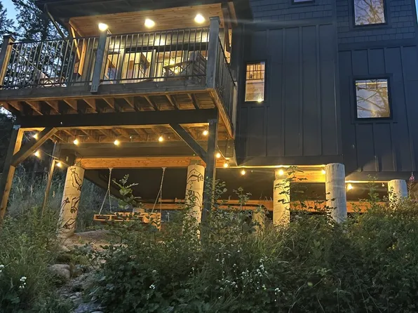 50010 McKenzie Hwy #2, Vida, OR 97488