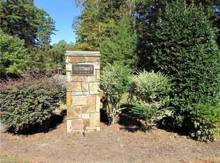 153 Yachtsmans Point Dr, Lexington, NC 27292