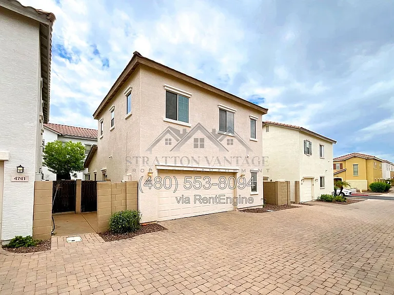 4737 E Olney Ave — Photo 9