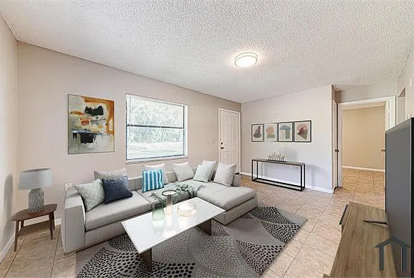 2 bed, $950 — Photo 4