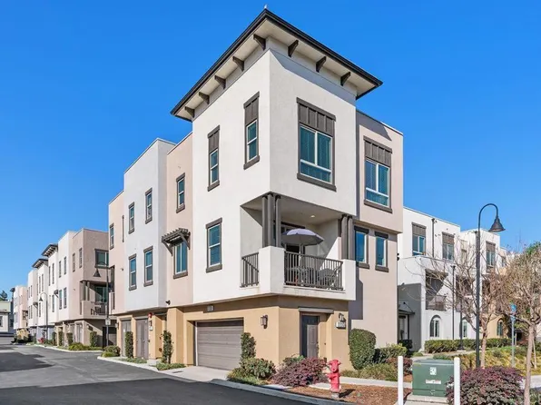 2233 Solara Ln, Vista, CA 92081