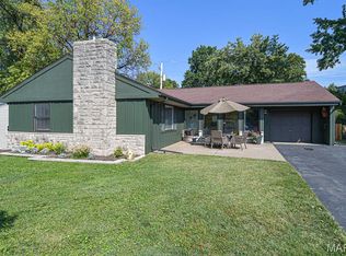 1200 N Kirkwood Rd, Saint Louis, MO 63122