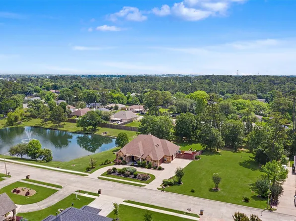 5409 Forest Cove Dr, Dickinson, TX 77539