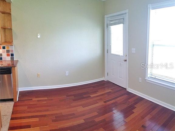 5th image of 201 6th St S APT 206